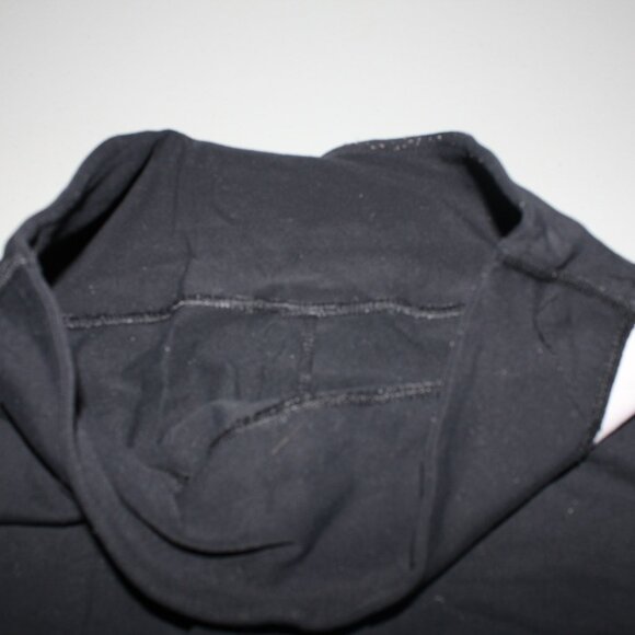 Black Lululemon Athletic Pants Size 6 or 8 ? - Picture 3 of 6